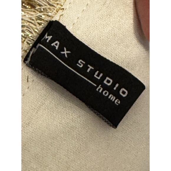 Max Studio Table Runner 16” X 90” Cream Animal Giraffe Print Stripe NWT - Picture 5 of 8